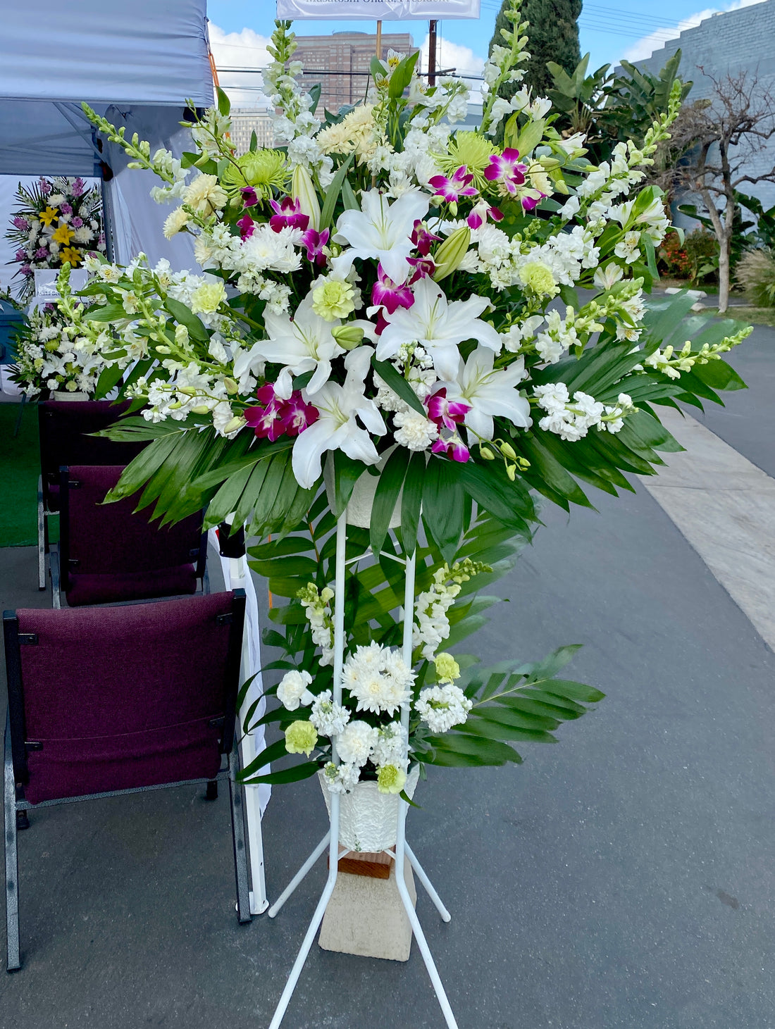 Japanese Style Funeral Flower Stand Hanadai Florist